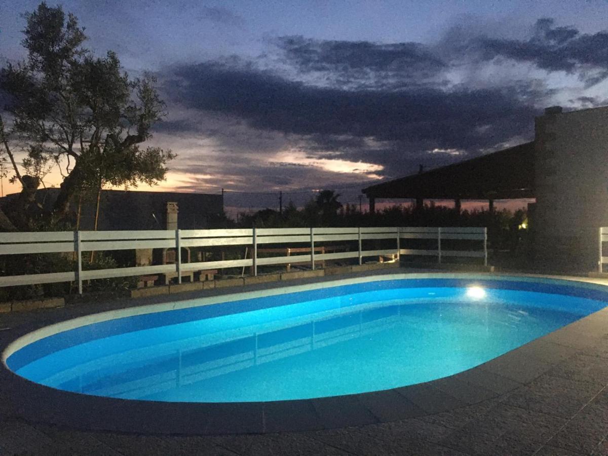 Villetta Mari con piscina ad uso esclusivo Capilungo Esterno foto