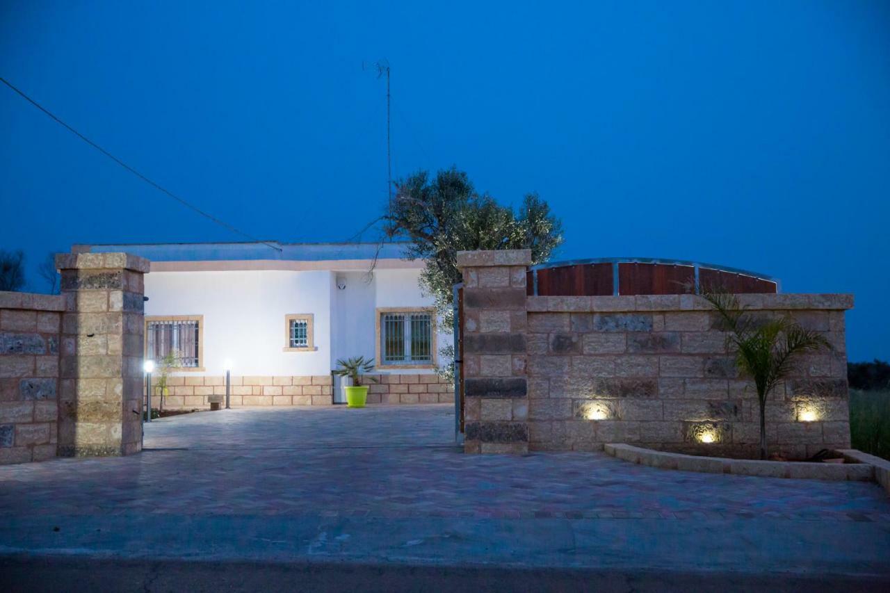 Villetta Mari con piscina ad uso esclusivo Capilungo Esterno foto